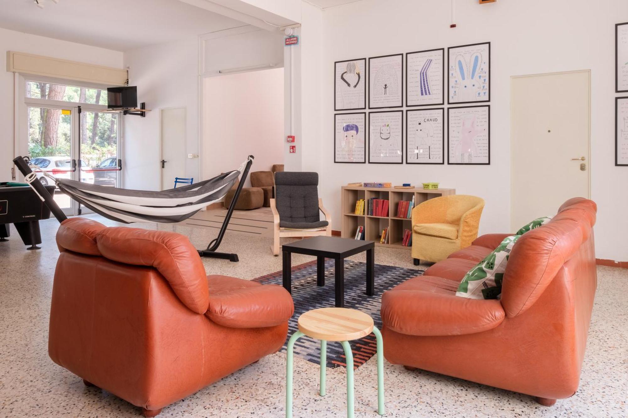 Meet Hostel Червия Экстерьер фото