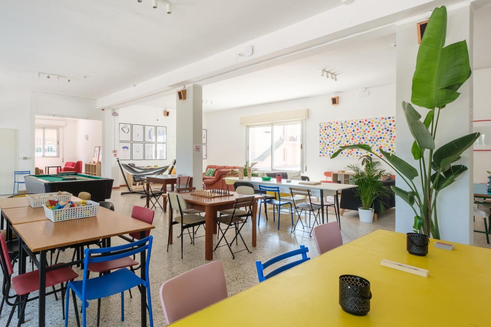 Meet Hostel Червия Экстерьер фото