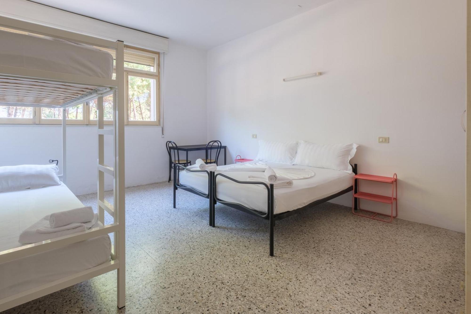 Meet Hostel Червия Экстерьер фото