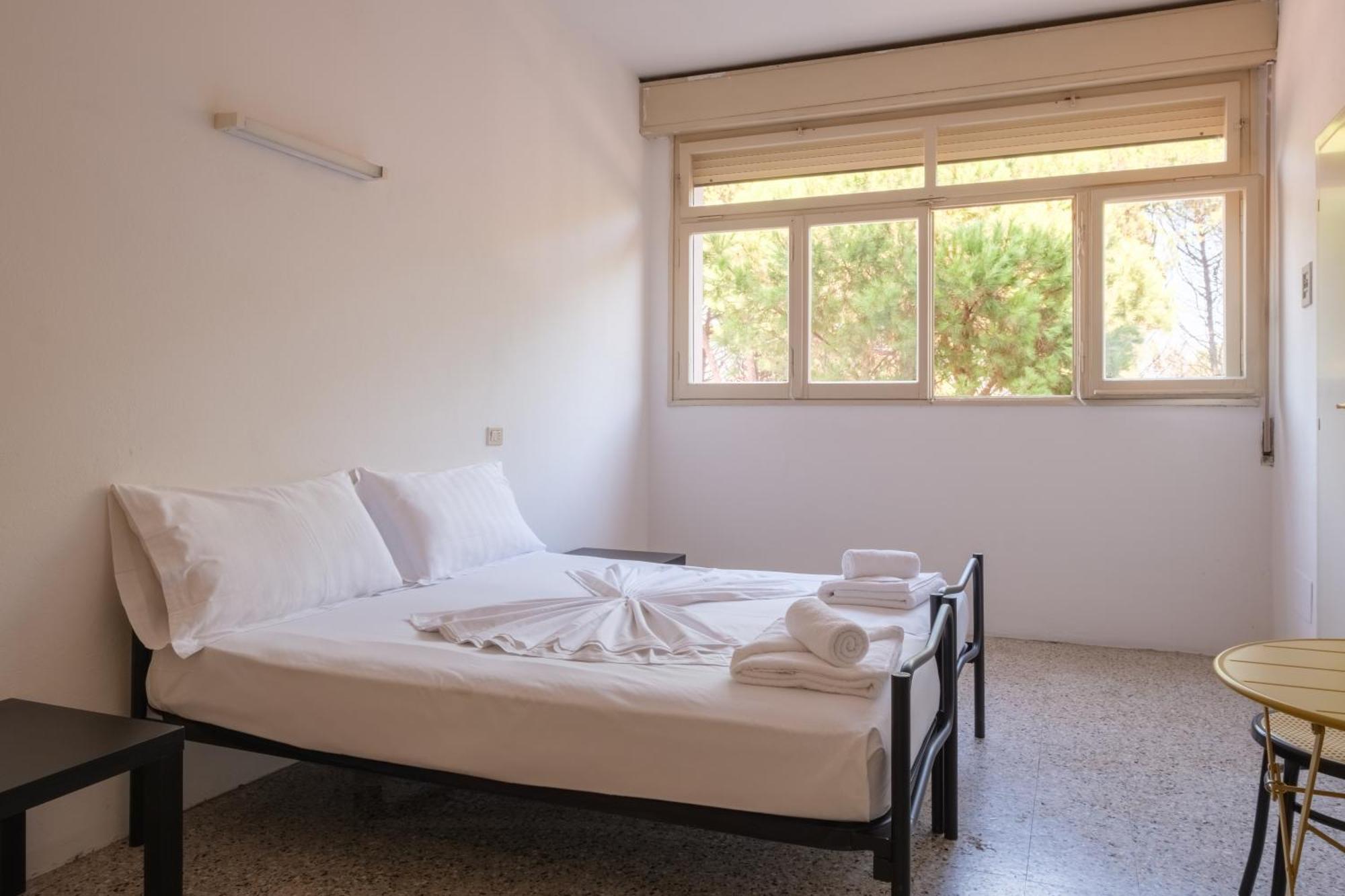 Meet Hostel Червия Экстерьер фото