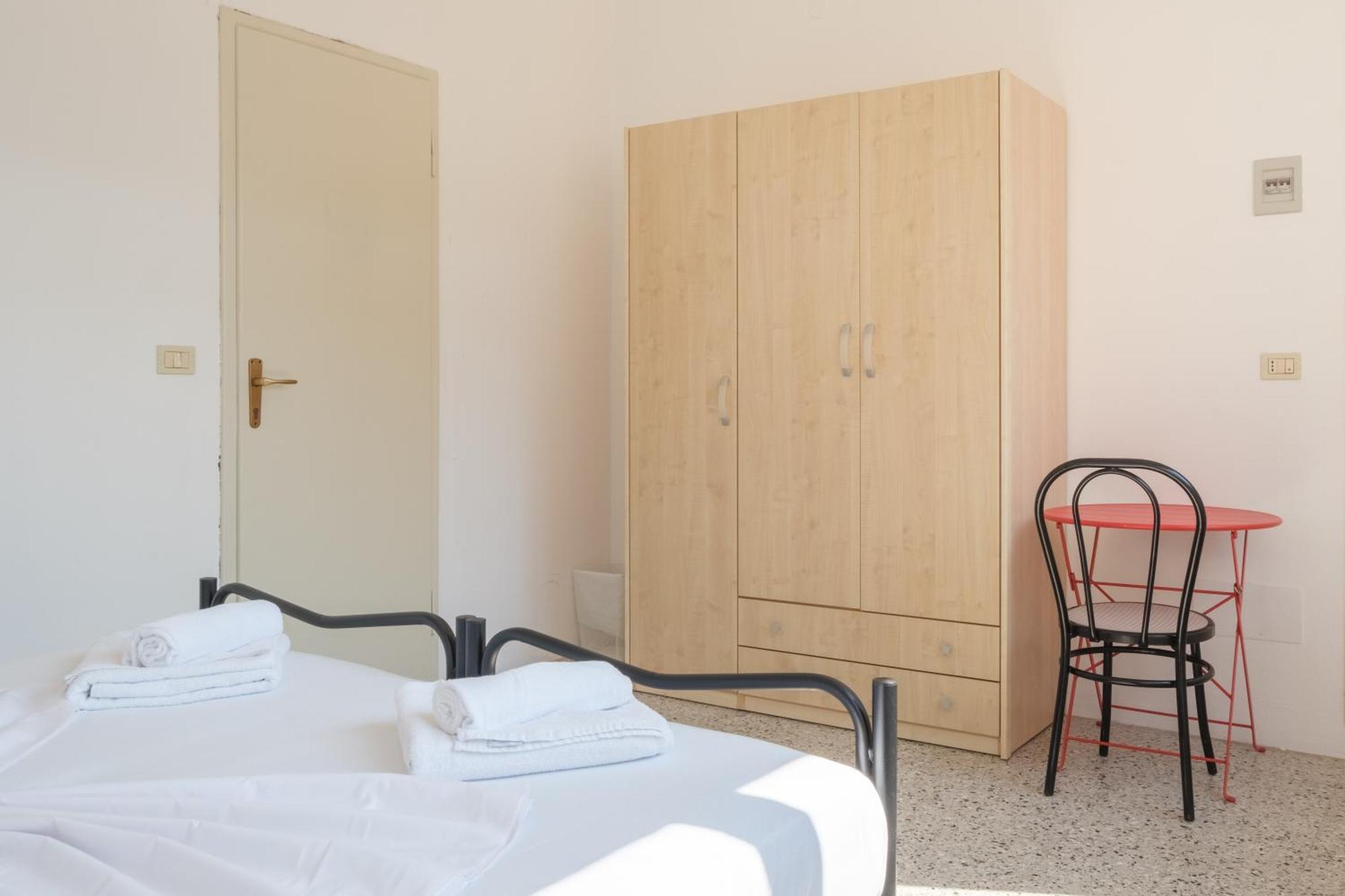 Meet Hostel Червия Экстерьер фото