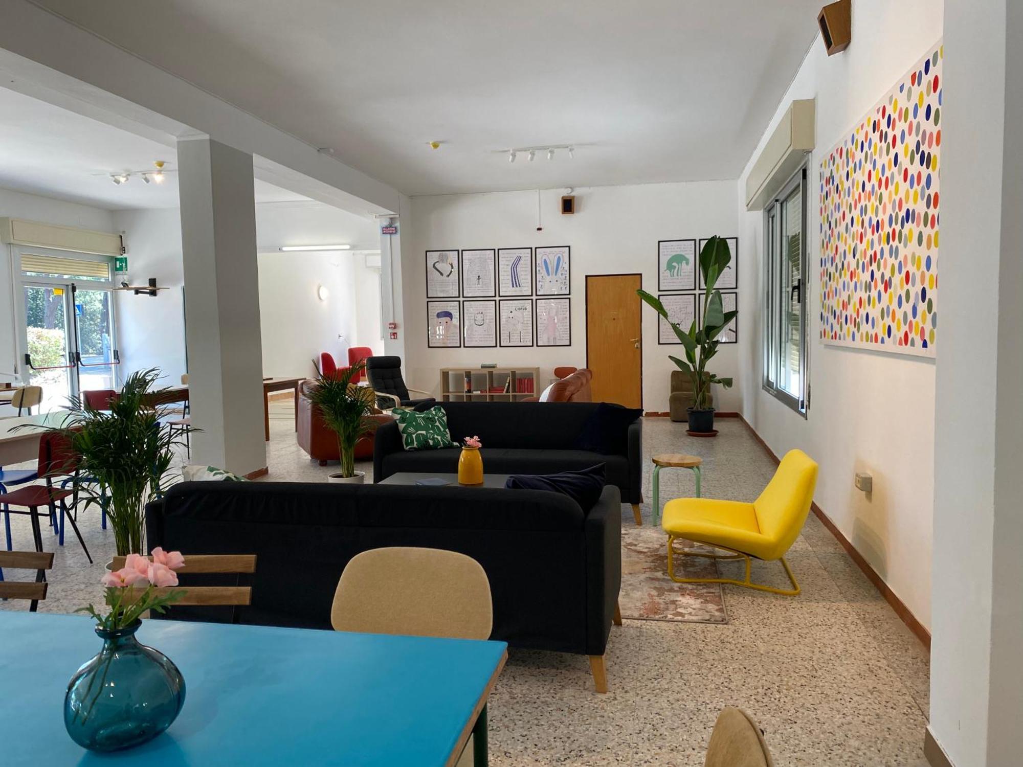 Meet Hostel Червия Экстерьер фото