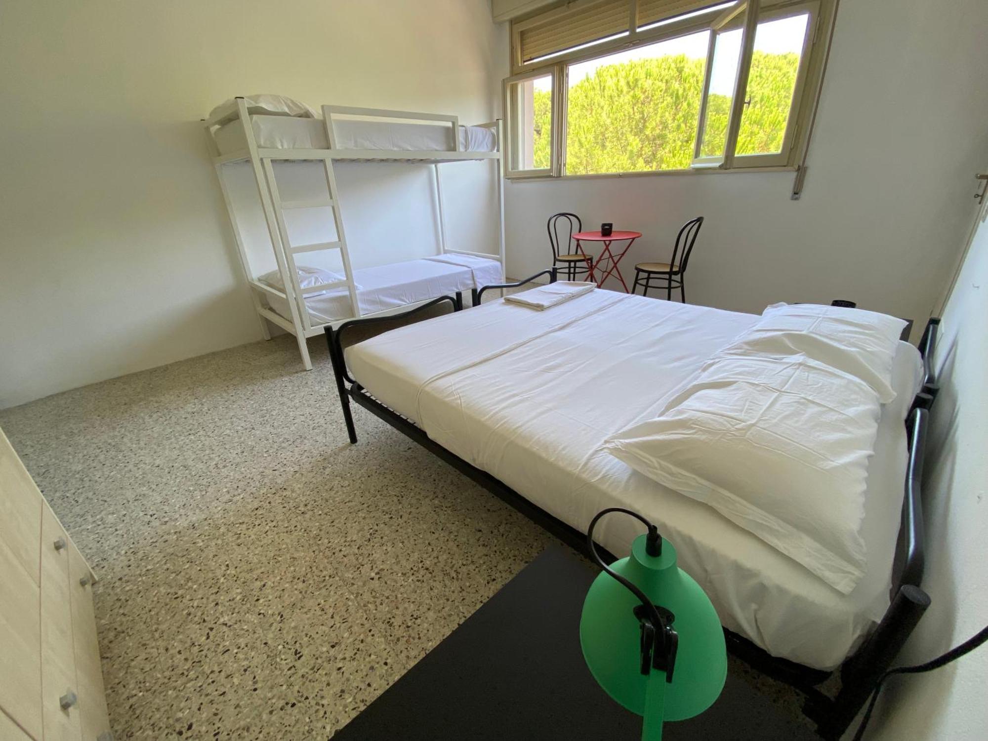 Meet Hostel Червия Экстерьер фото